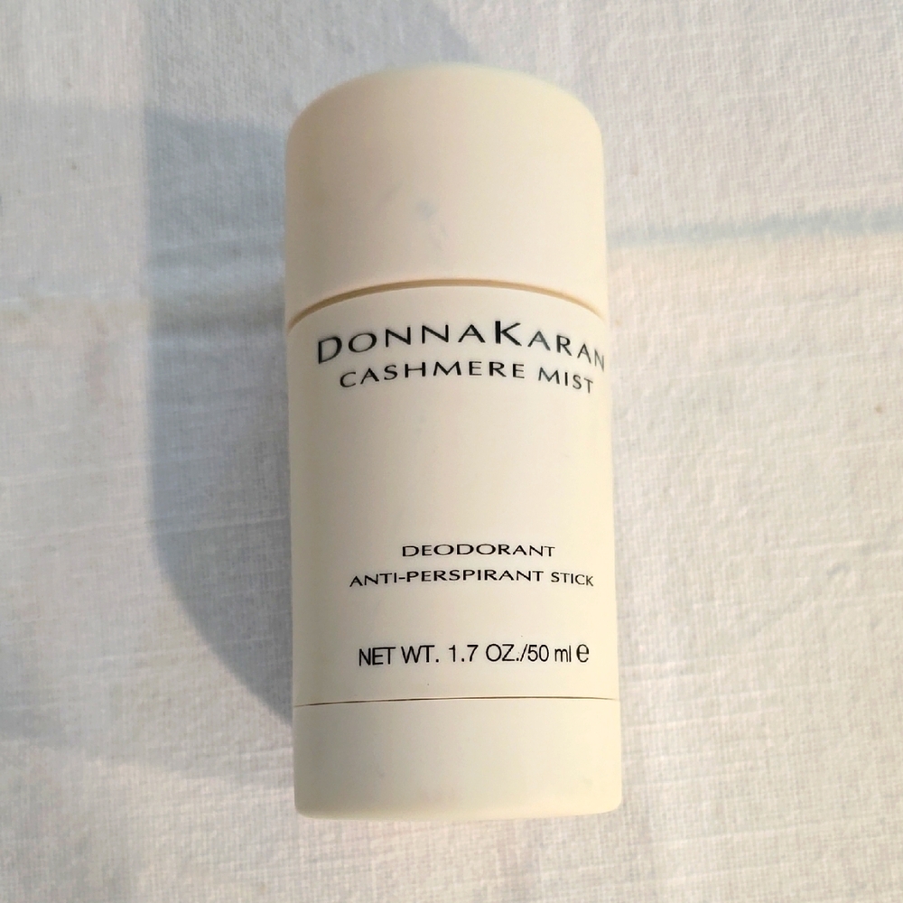 Donna Karan Cashmere Mist Deodorant in Cream